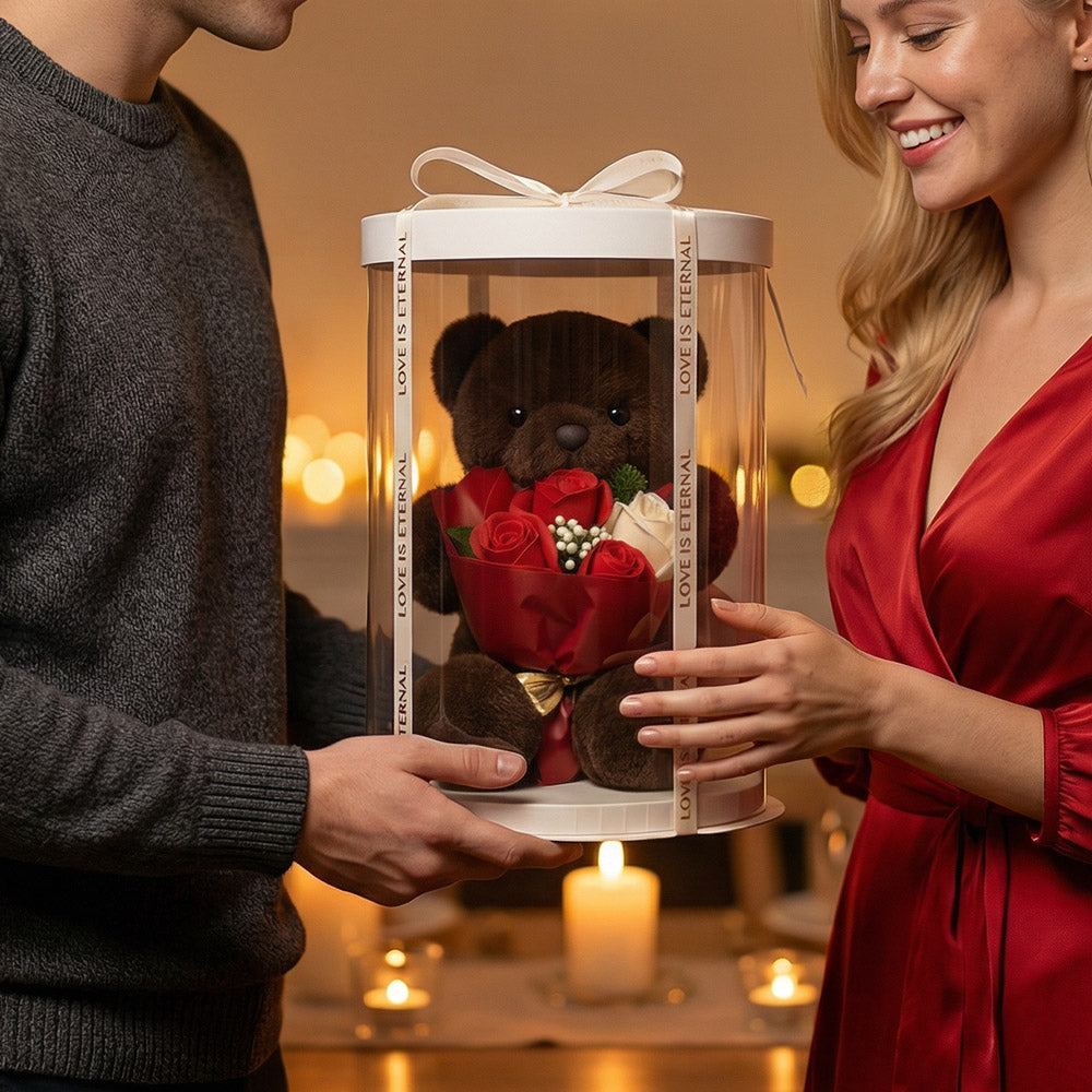 Pluszowy Miś z Bukietem Mydlanych Róż